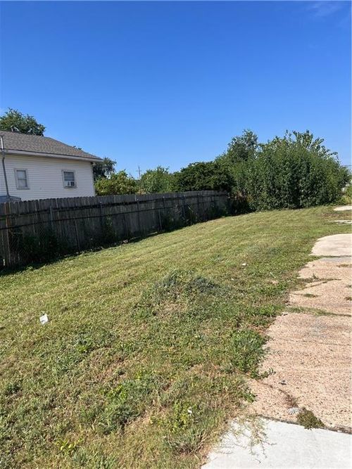 2940 Pauger St, New Orleans, LA, 70119-1541 | Card Image
