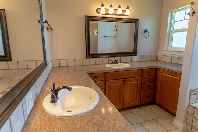 2198 Crested Wheat Loop, House other with 3 bedrooms, 4 bathrooms and null parking in East Helena MT | Image 27