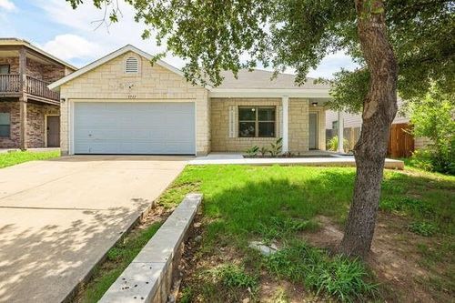 5717 Malarkey Rd, Del Valle, TX, 78617-3640 | Card Image