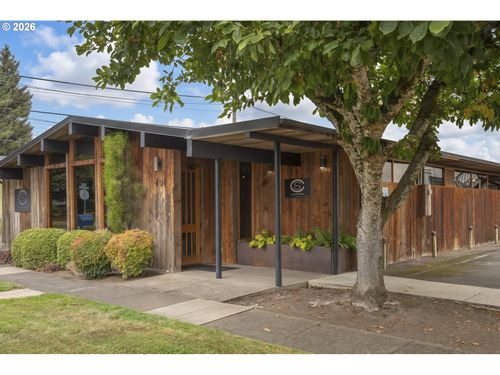701 E 3rd St, Newberg, OR, 97132 | Card Image
