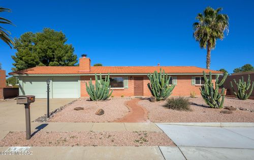 1336 N Paseo De Golf, Green Valley, AZ, 85614 | Card Image