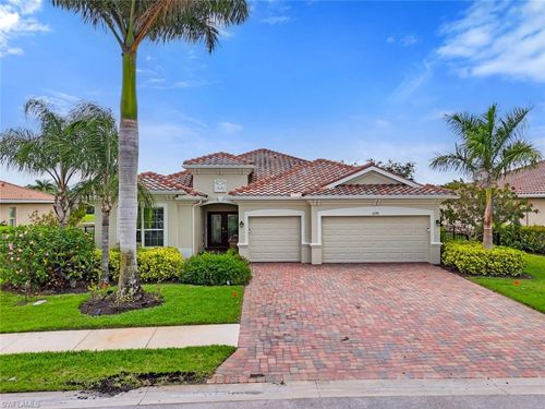 2290 Vermont Ln, NAPLES, FL, 34120-4564 | Card Image