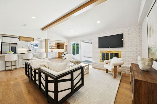 3145 Darvany Dr, Dallas, TX, 75220-1611 | Card Image