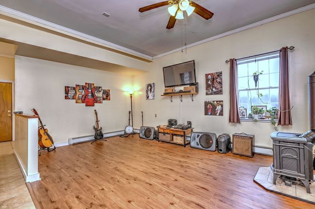 104 South St, House other with 4 bedrooms, 2 bathrooms and 10 parking in Morris CT | Image 19