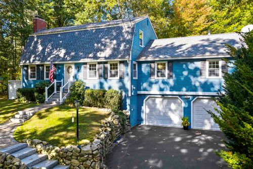 14 Corduroy Road, Amherst, NH, 03031 | Card Image