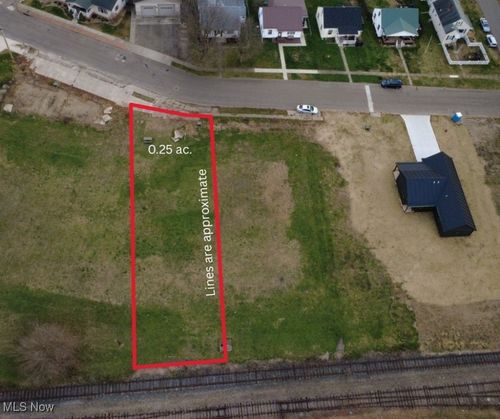 5 S 12th Street, Coshocton, OH, 43812 | Card Image