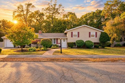 48 Catherine Dr, Peabody, MA, 01960 | Card Image