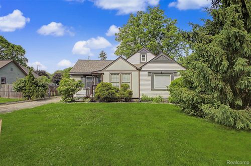 11340 Polk St, Taylor, MI, 48180-4375 | Card Image