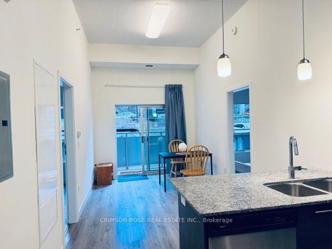 108 - 251 Hemlock St, Condo with 2 bedrooms, 2 bathrooms and null parking in Waterloo ON | Image 5