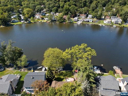 133 E Shore Rd, Denville, NJ, 07834-2027 | Card Image