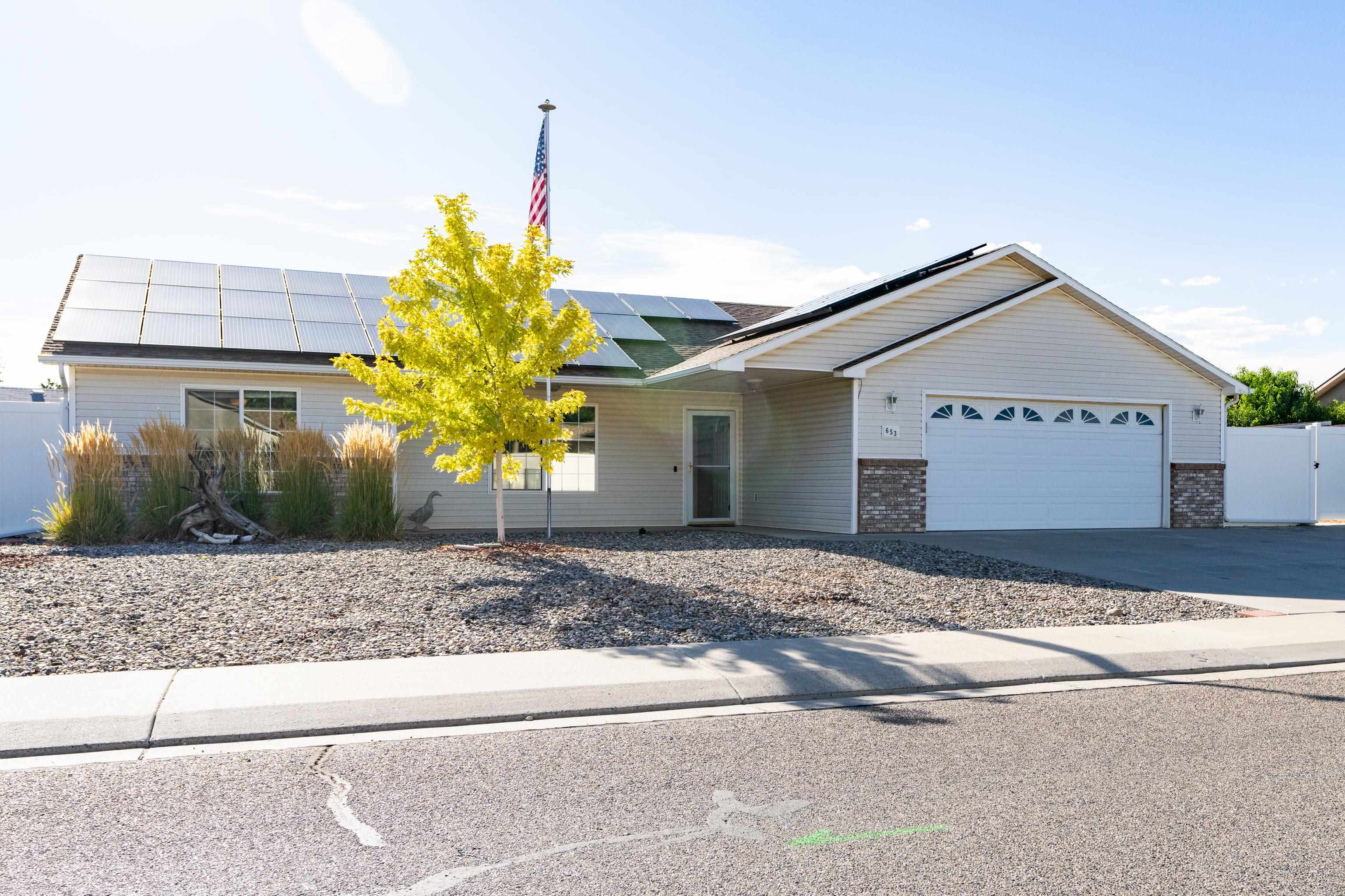 Hall St, Fruita, CO 81521