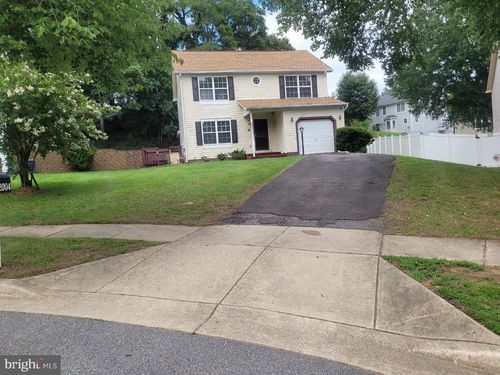 2004 Chita Ct, Temple Hills, MD, 20748-7028 | Card Image