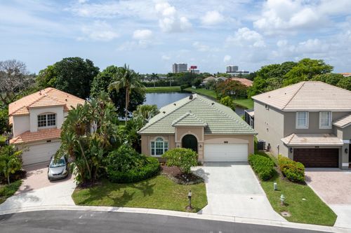 1232 Avondale Ln, West Palm Beach, FL, 33409-2075 | Card Image