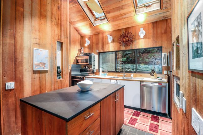 10 Laurel Dr S, House other with 4 bedrooms, 2 bathrooms and 6 parking in Sherman CT | Image 12