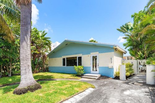 517 29th - Front House Street, West Palm Beach, FL, 33407 | Card Image