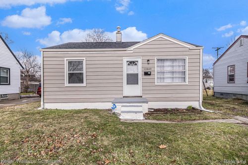 12849 Sarsfield Ave, Warren, MI, 48089-4819 | Card Image