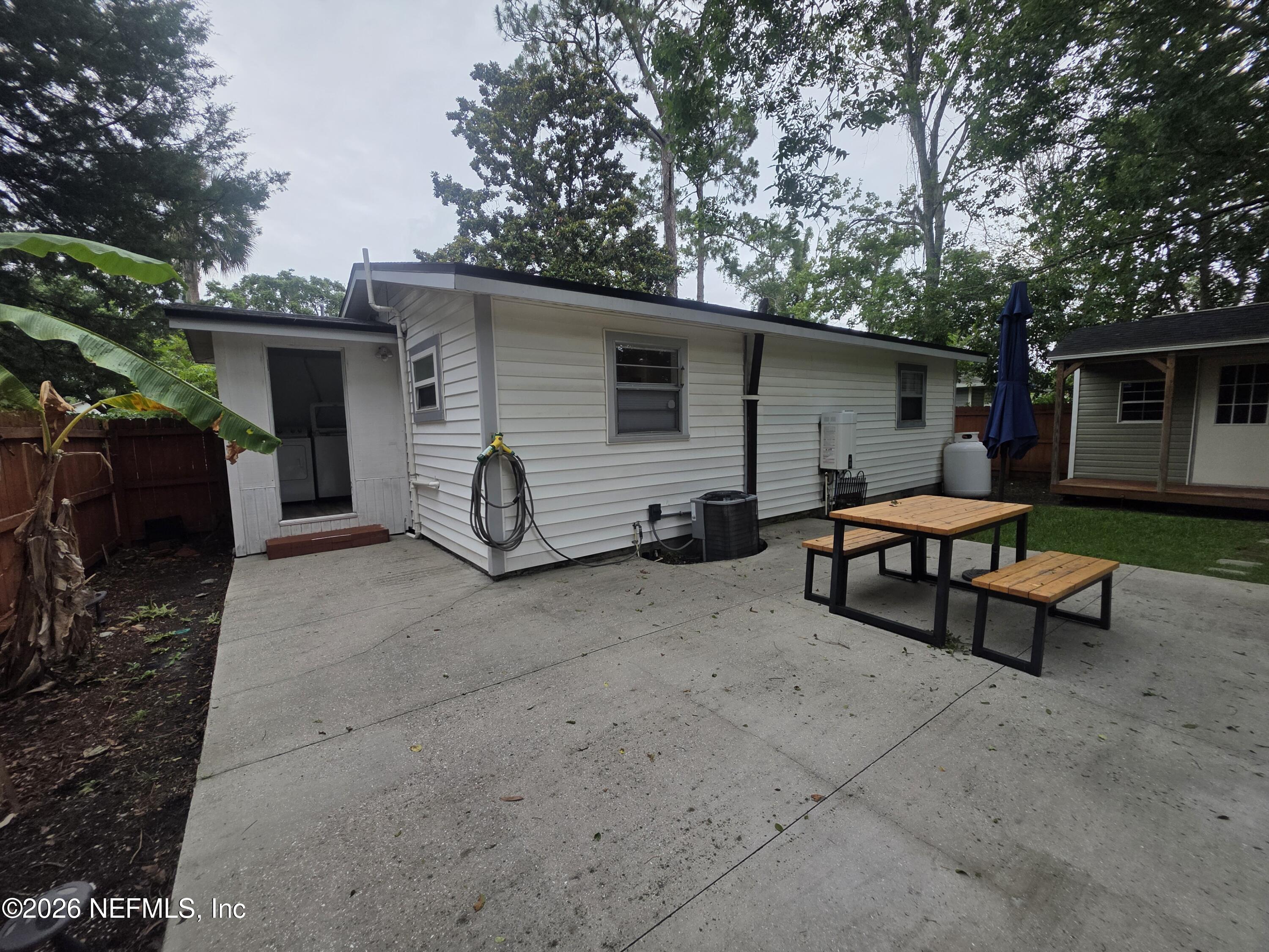 Residential Lease in Atlantic Beach 4