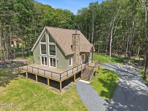 131 Sunset Dr, Greentown, PA, 18426-4813 | Card Image