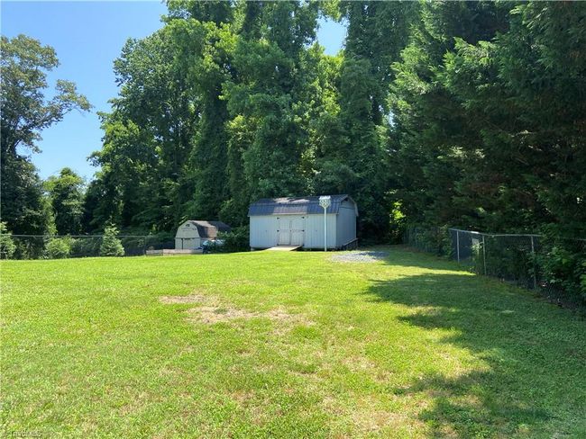 2146 Regency Dr, House other with 3 bedrooms, 2 bathrooms and null parking in Randleman NC | Image 29