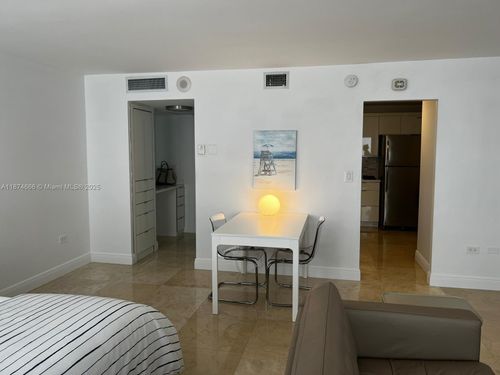 apt-5p-5555 Collins Ave, Miami Beach, FL, 33140-2540 | Card Image