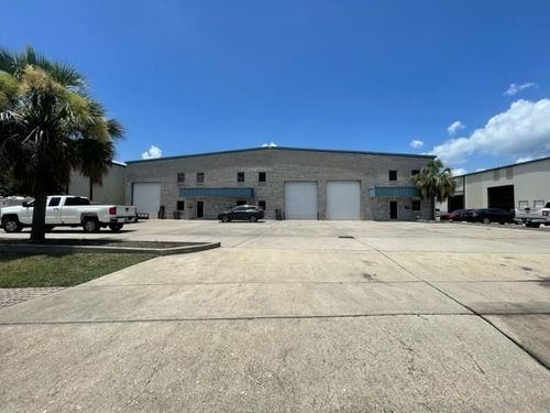 c-2724 Crestview St, Kenner, LA, 70062-4883 | Card Image
