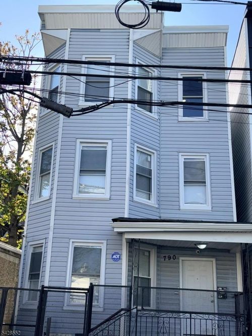 790 E 18th St, Paterson, NJ, 07501-2362 | Card Image