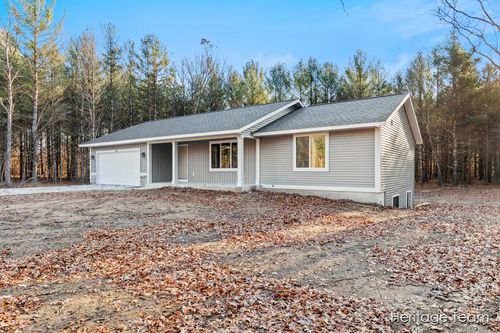 1663 Pineland Path, Valley Township, MI, 49010 | Card Image