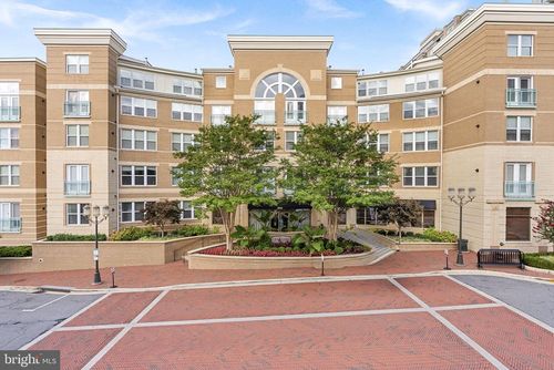 329-12000 Market St, RESTON, VA, 20190-6234 | Card Image