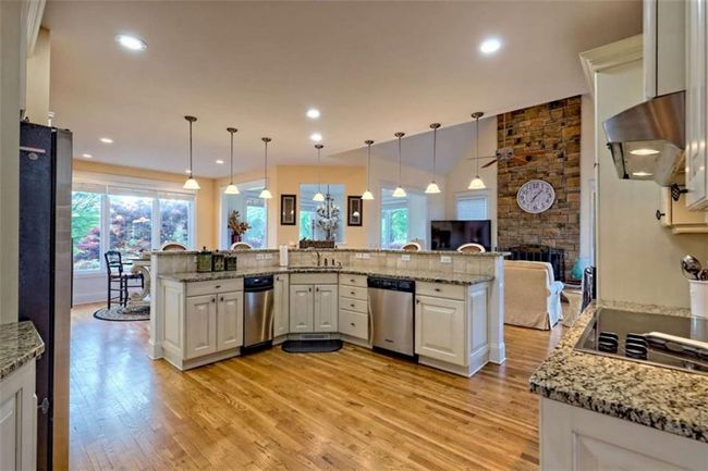 526 Orchard Dr, House other with 5 bedrooms, 6 bathrooms and null parking in Clarkesville GA | Image 28