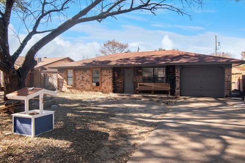 805 Quinette Dr, Seagoville, TX, 75159-1717 | Card Image