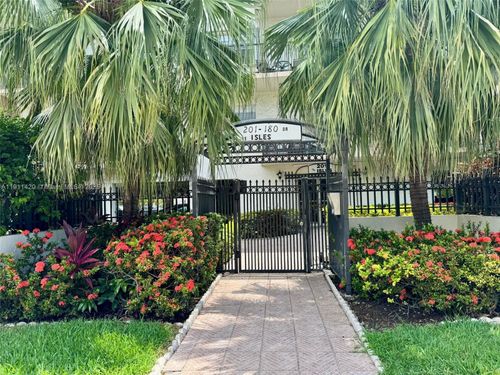 apt-114-201 180th Dr, Sunny Isles Beach, FL, 33160-2728 | Card Image