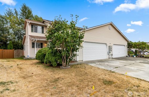 a-16805 41st Dr Ne, Arlington, WA, 98223-8431 | Card Image