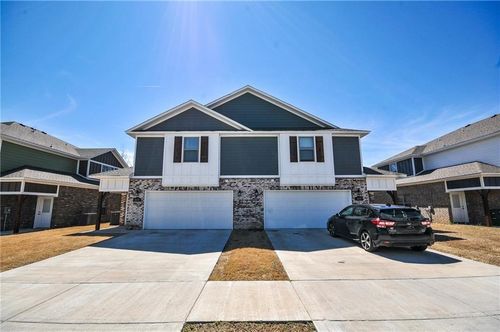 4153 W Sardinia Way, Fayetteville, AR, 72704-7157 | Card Image