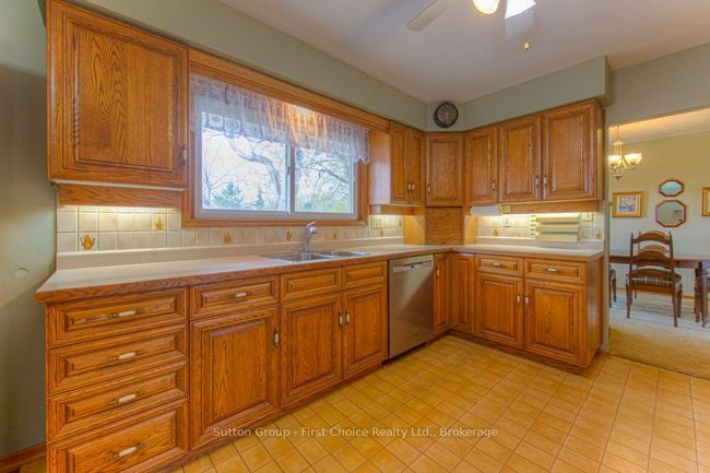 77 Huron Rd, House other with 3 bedrooms, 1 bathrooms and 6 parking in Sebringville ON | Image 12