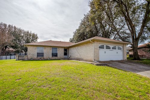 10045 Westpoint Boulevard, Fort Worth, TX, 76108 | Card Image