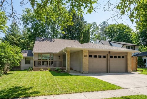 120 Edgehill Cres, London, ON, N6G2T4 | Card Image