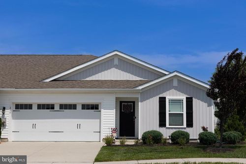 237 Sedmont Cir, SMYRNA, DE, 19977-1917 | Card Image