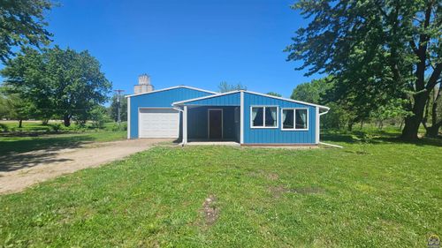 318 E Hall Ave, Burlingame, KS, 66413 | Card Image