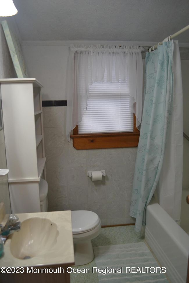 11 3 Rd Ave, House other with 4 bedrooms, 2 bathrooms and null parking in Seaside Park NJ | Image 26