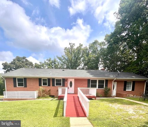 24301 Old Hollywood Rd, HOLLYWOOD, MD, 20636-2141 | Card Image
