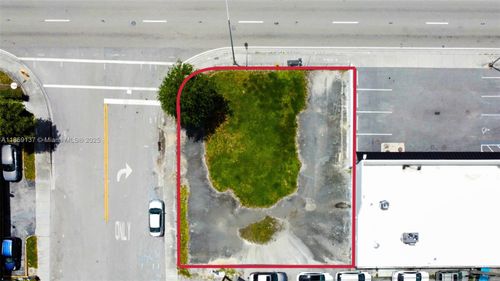 7335 W Flagler St, Miami, FL, 33144-2505 | Card Image