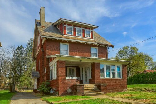 417 E Moody Ave, New Castle, PA, 16105-2428 | Card Image