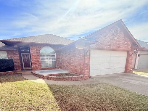 1016 Westbury Ter, Yukon, OK, 73099-7653 | Card Image