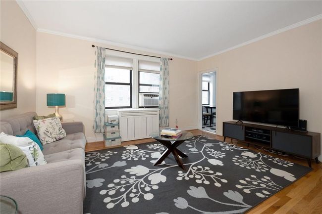 APT-4J - 68 E Hartsdale Ave, Home with 1 bedrooms, 1 bathrooms and null parking in Hartsdale NY | Image 8