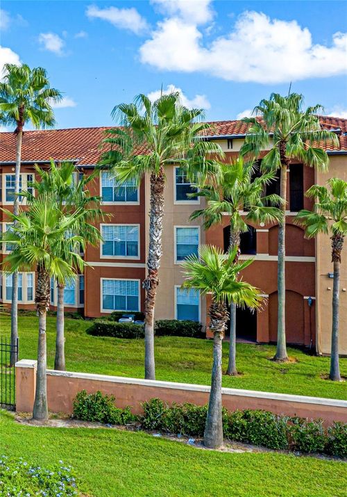 apt-211-5500 Metrowest Blvd, ORLANDO, FL, 32811-2425 | Card Image