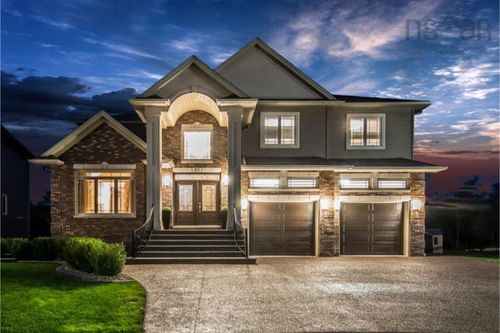 82 Sedgewick Pl, Bedford, NS, B4A0G5 | Card Image