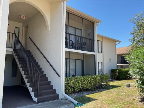 h1-2687 Pine Ridge Way S, PALM HARBOR, FL, 34684-2133 | Card Image