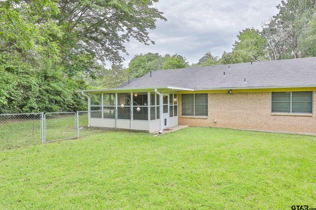 1707 Sampson Dr, House other with 3 bedrooms, 2 bathrooms and null parking in Tyler TX | Image 6