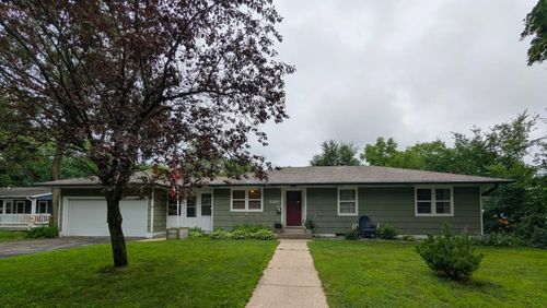 1301 Ridgeview Dr, Montevideo, MN, 56265-1065 | Card Image