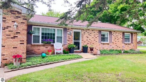 209 West Dr, Mt Pleasant, MI, 48858-2089 | Card Image